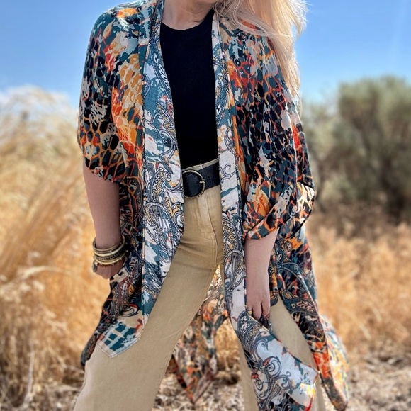 NWT kimono ruana exotic bohemian flowy one size perfect for beach, arm cover OS - Picture 5 of 8